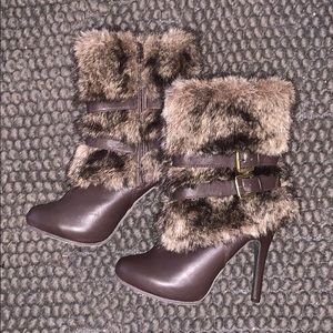 Forever 21 brown furry heel boot size 5.5-6